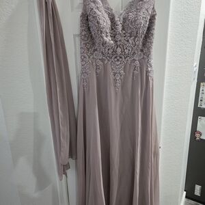 Cachet Lavender Lace Maxi Dress